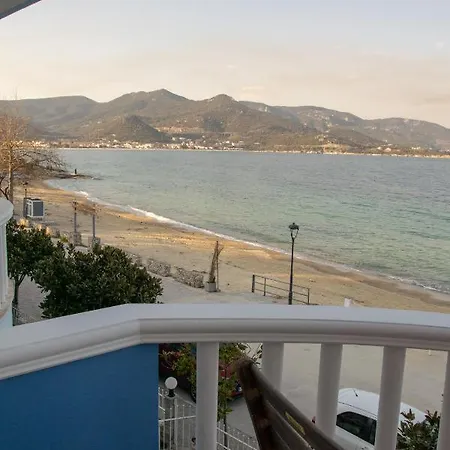Holiday home Just On The Sea 1 *